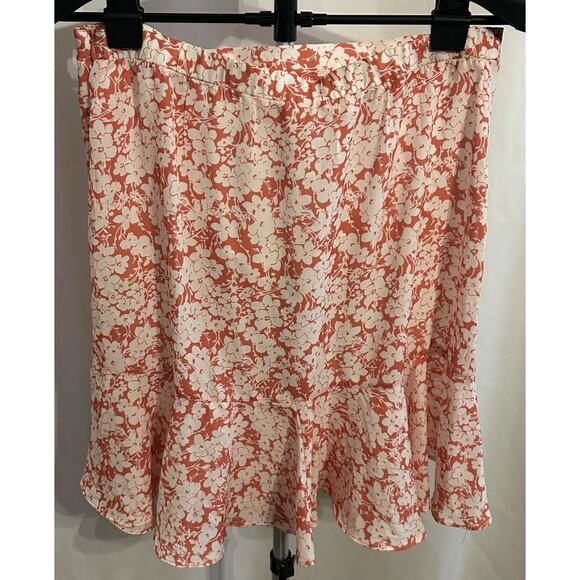 NWT Max Studio Red and White Floral Skirt Women's size L - Picture 2 of 4